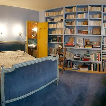 The Eifel Tower Artist Loft * Parigi