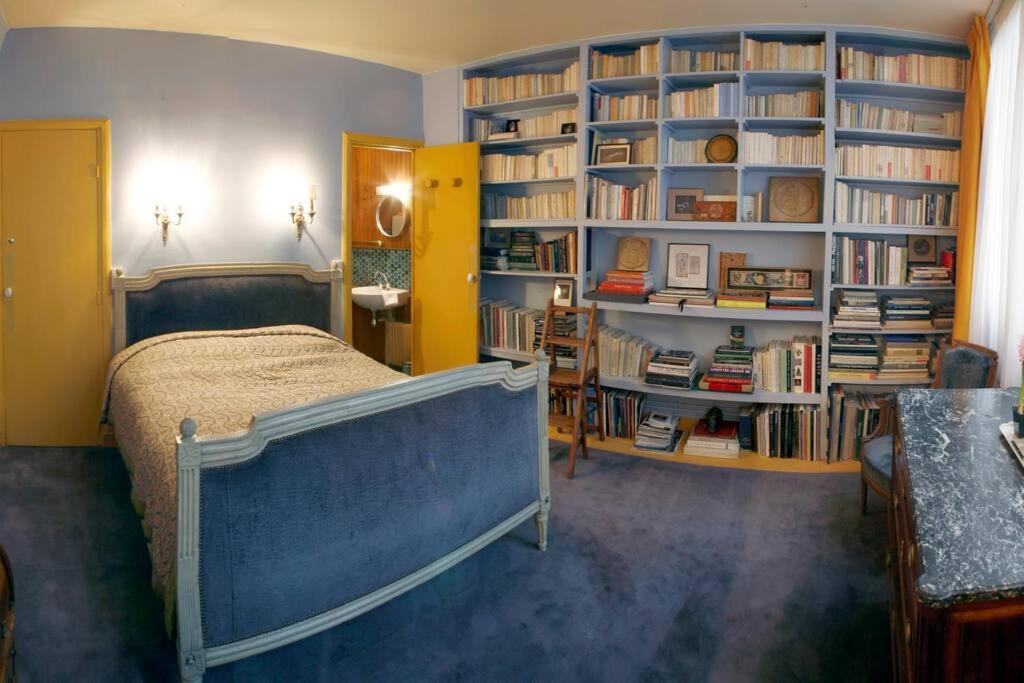 The Eifel Tower Artist Loft * Parigi